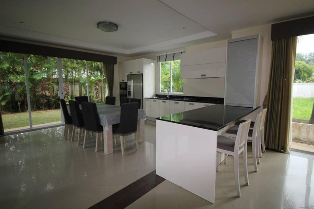 4 Bedroom Villa Kamala Beach Phuket المظهر الخارجي الصورة