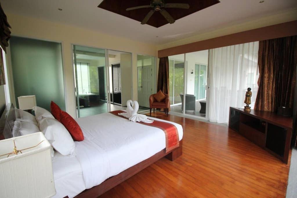 4 Bedroom Villa Kamala Beach Phuket المظهر الخارجي الصورة